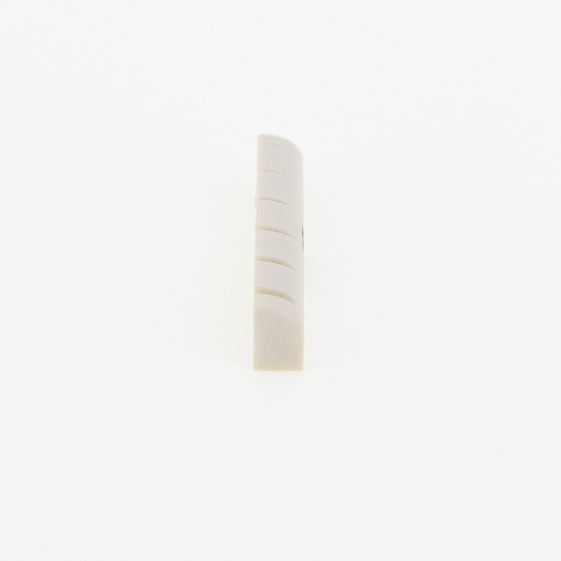 TUSQ Slotted  electric and acoustic 43 mm x 6mm Lefty (PQ-6143-L0) - Graph Tech Guitar Labs Ltd.