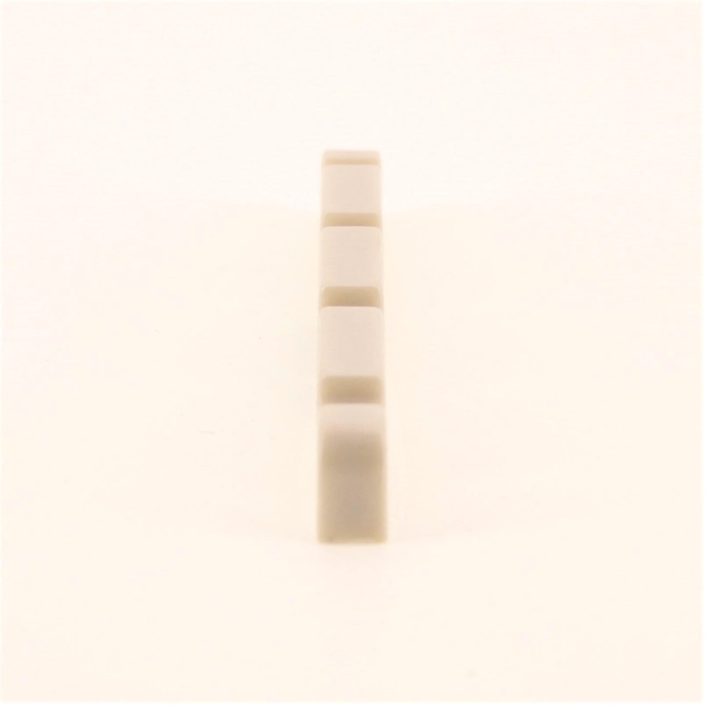 TUSQ XL Nut 4-string Flat Bottom P Bass 42mm (1205-00, Select Color) - Graph Tech Guitar Labs Ltd.