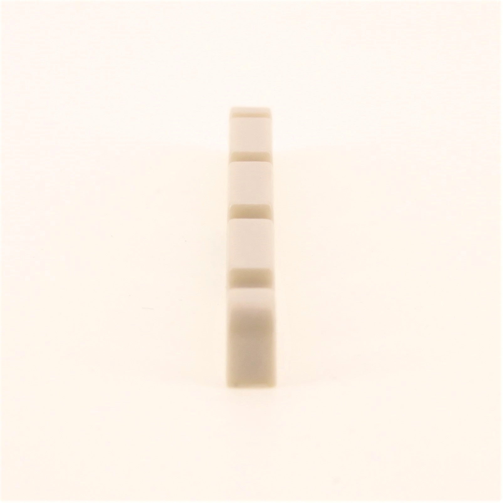 TUSQ XL Nut 4-string Flat Bottom P Bass 42mm (1205-00, Select Color) - Graph Tech Guitar Labs Ltd.